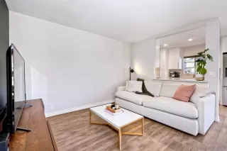 Photo #6: 250019908 Listing