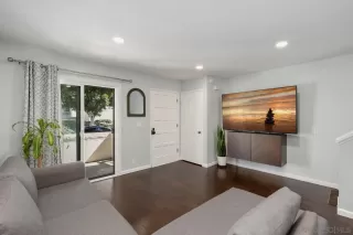 Photo #1: 250020044 Listing