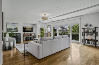 Photo #2: 250020122 Listing