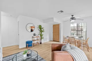 Photo #3: 250020151 Listing