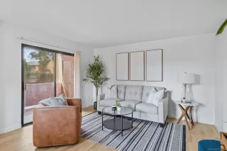 Photo #4: 250020151 Listing