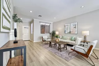 Photo #4: 250020163 Listing