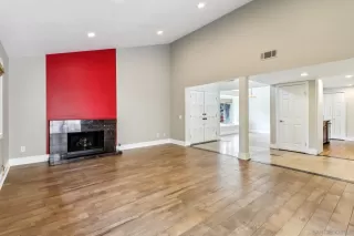 Photo #1: 250020235 Listing