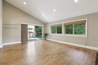 Photo #3: 250020235 Listing