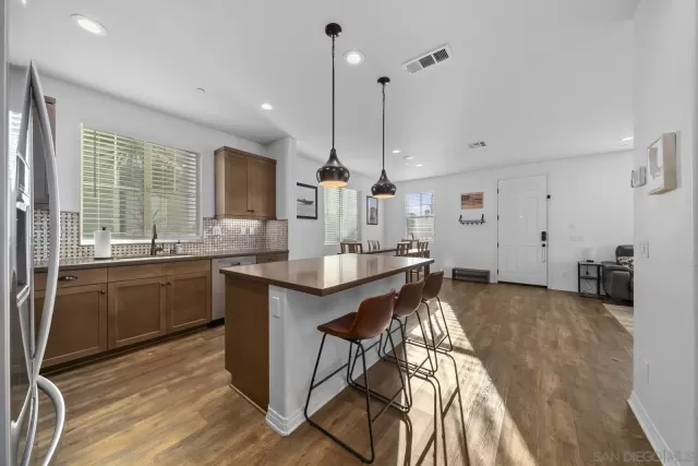 MLS: 250020424 Condo For Sale