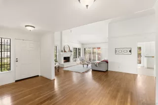 Photo #3: 250020540 Listing