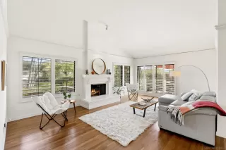 Photo #5: 250020540 Listing