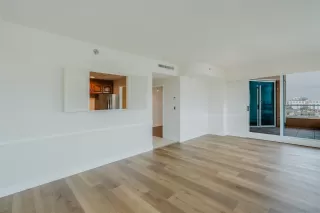 Photo #5: 250020559 Listing