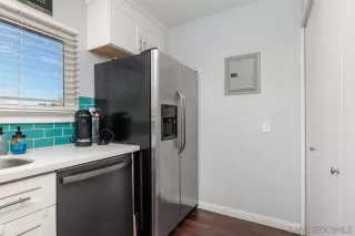 Photo #4: 250020724 Listing