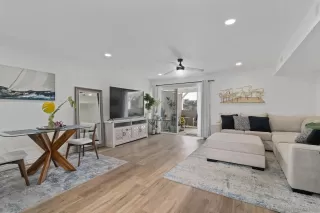 More Details about MLS # 250020756 : 5705 ERLANGER