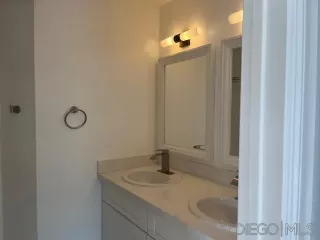 Photo #3: 250020767 Listing