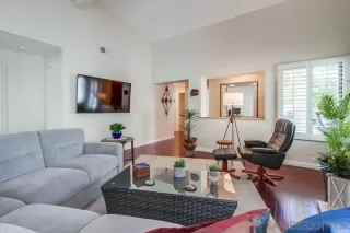 Photo #4: 250020768 Listing 