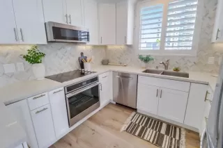 Photo #2: 250020772 Listing 