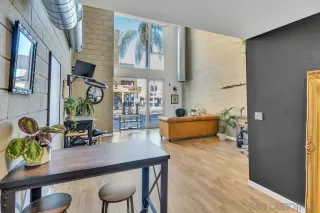 Photo #4: 250020783 Listing