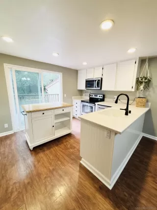 Photo #5: 250020810 Listing 