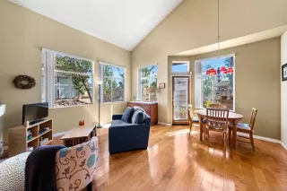 Photo #2: 250020812 Listing 