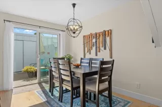 Photo #5: 250020825 Listing 