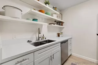 Photo #1: 250020954 Listing 