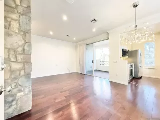 Photo #2: 250020974 Listing