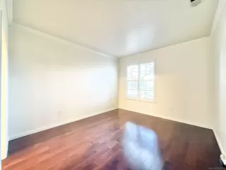 Photo #6: 250020974 Listing