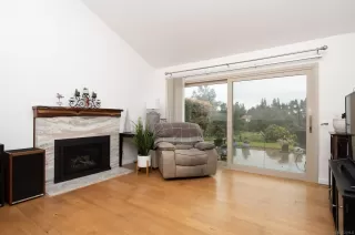 Photo #3: 250021010 Listing