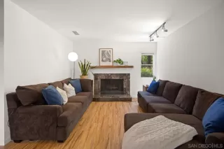 Photo #2: 250021018 Listing