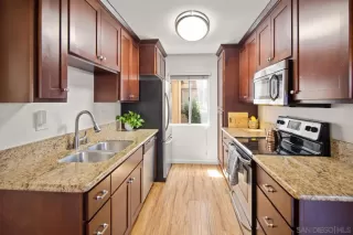 Photo #4: 250021018 Listing