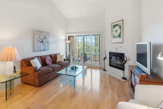 Photo #4: 250021055 Listing