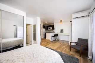 Photo #6: 250021072 Listing