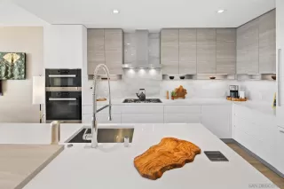 Photo #5: 250021082 Listing