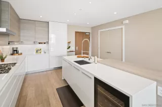 Photo #6: 250021082 Listing