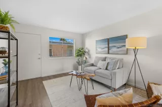 Photo #4: 250021096 Listing