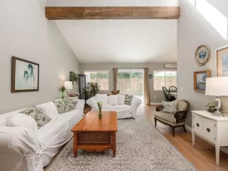 Photo #1: 250021183 Listing