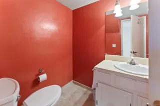 Photo #6: 250021196 Listing