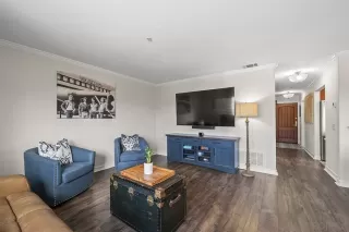 Photo #4: 250021222 Listing