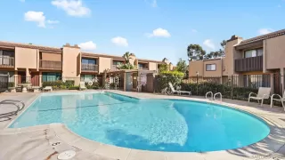 Photo #5: 250021225 Listing