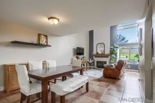 Photo #2: 250021252 Listing