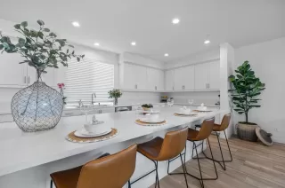 Photo #3: 250021278 Listing