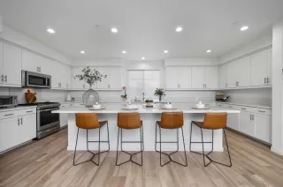 Photo #4: 250021278 Listing