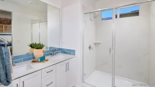 Photo #6: 250021288 Listing