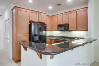 Photo #5: 250021291 Listing