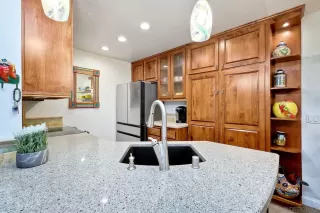 Photo #3: 250021323 Listing
