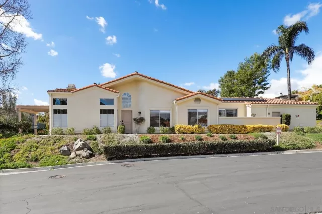 MLS: 250021339 Condo For Sale