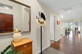 Photo #1: 250021350 Listing