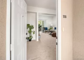 Photo #2: 250021362 Listing