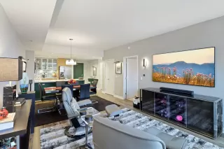 Photo #6: 250021426 Listing