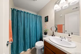 Photo #4: 250021449 Listing