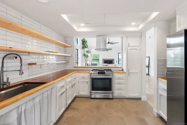 MLS: 250021469 Condo For Sale