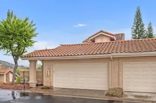 Photo #2: 250021469 Listing