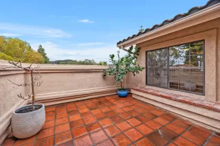 Photo #5: 250021469 Listing